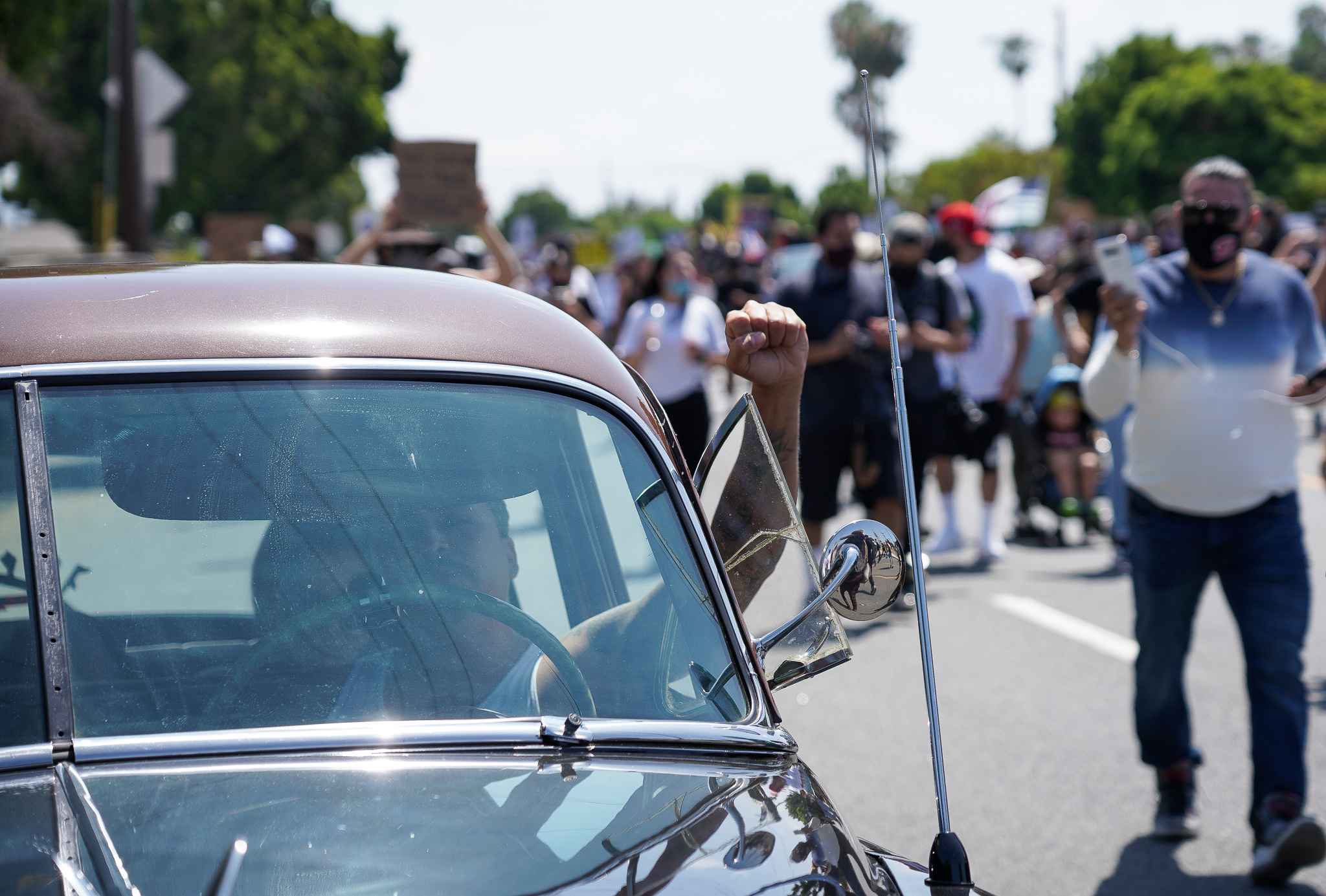 Low riders from East LA showing up to demand justice for Andrés Guardado. Photo: Francisco Lozano