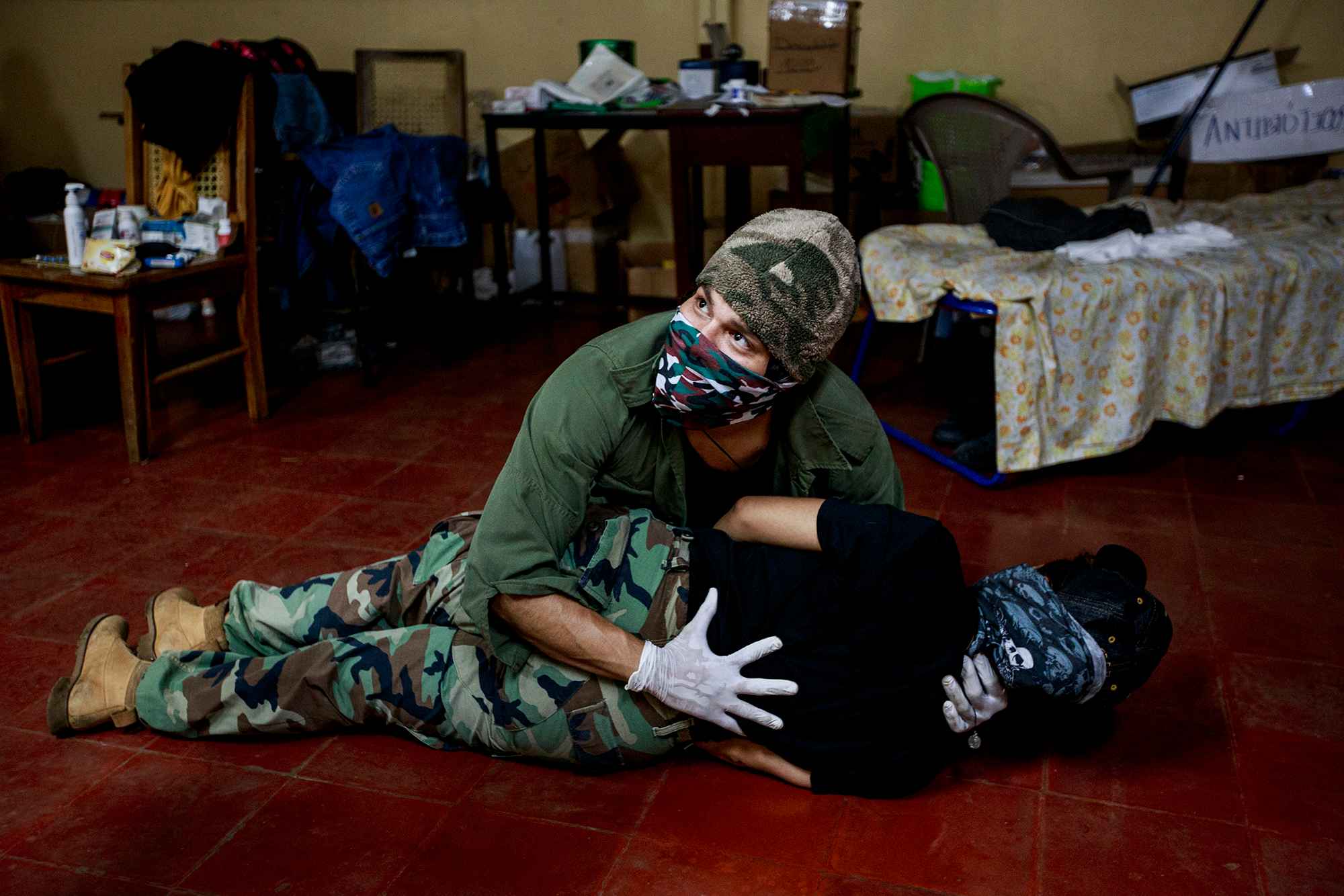 "Tío" and "Halcón 03" receive first-aid training inside the university. Many students use pseudonyms to avoid being identified by Nicaraguan authorities. June 30, 2018.