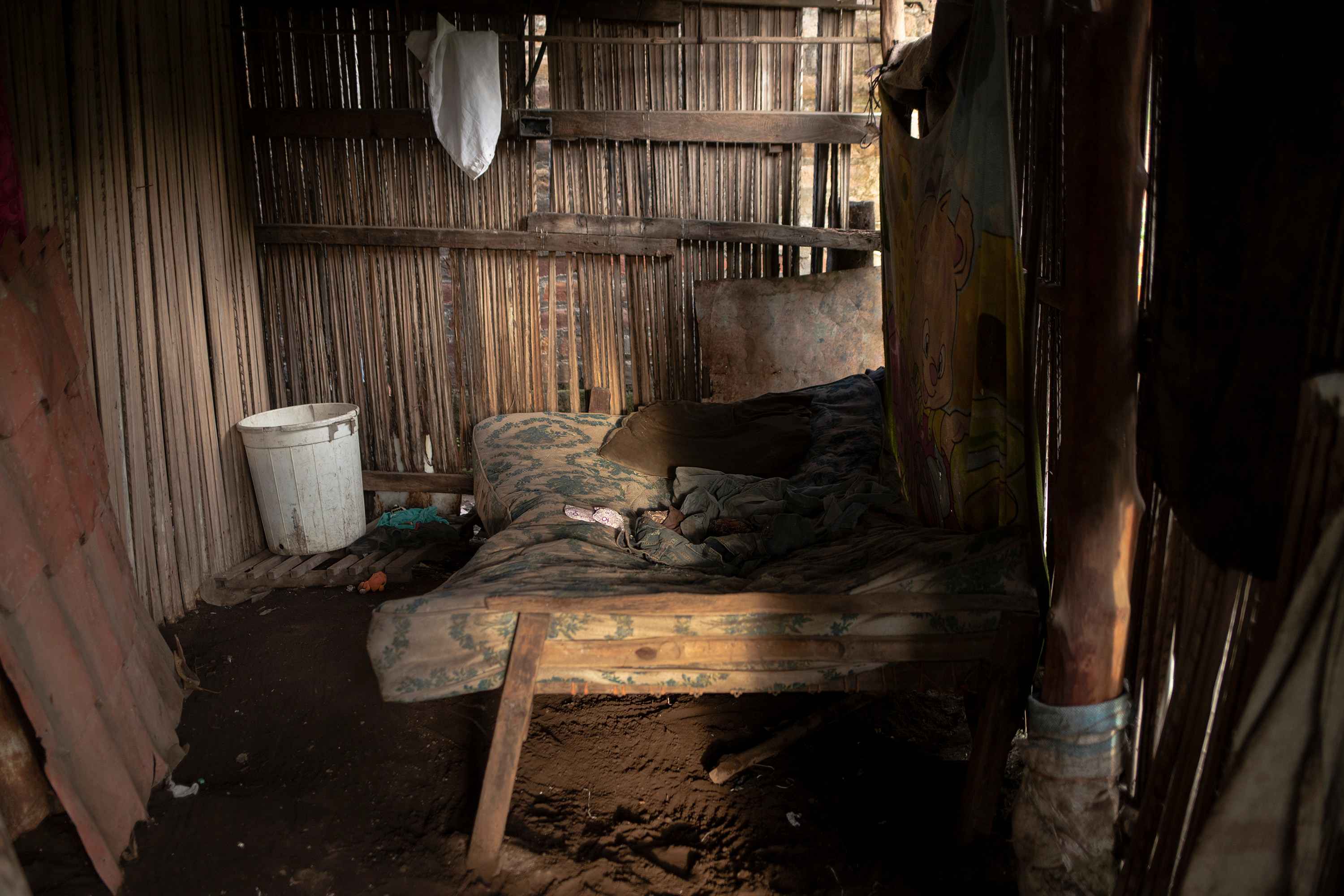 The home of Antonio Campos Pineda, who prior to his arrest in May 2022 collected mollusks in the mangroves around El Jobal, in Jiquilisco Bay. Photo Carlos Barrera