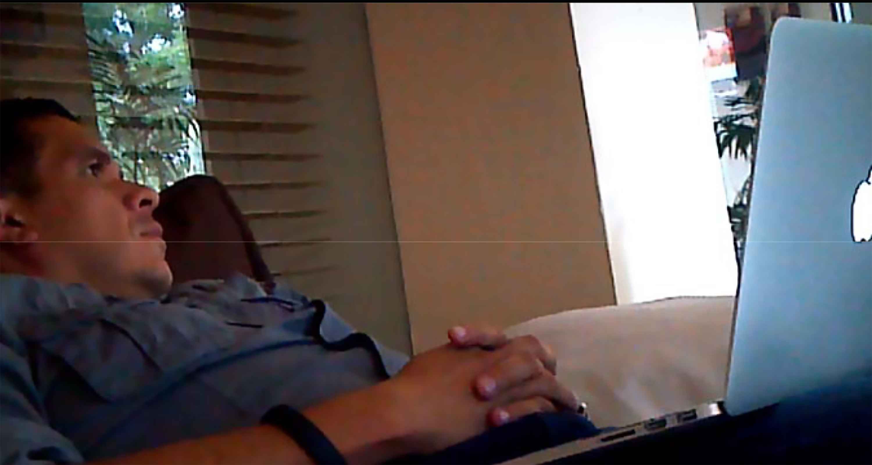 Fabio Lobo, during a conversation with drug traffickers in May 2014. The meeting, in which Lobo promised support from the Honduran military to move cocaine to San Pedro Sula that would later travel to the United States, was recorded by his associates, who were collaborating with U.S. authorities. The image was part of the court file against Pepe Lobo's son.