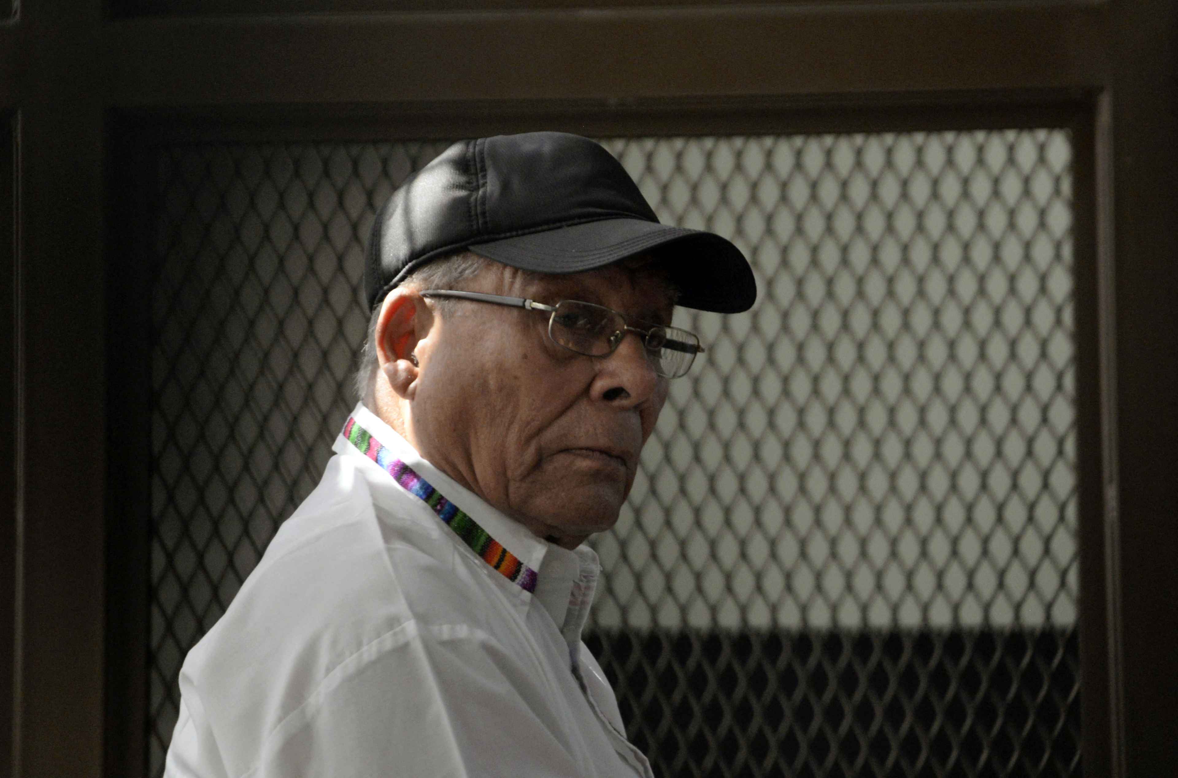 Retired General Benedicto Lucas García attends a court hearing in Guatemala City on Jan. 6, 2016 in connection with killings and disappearances during the country's 1960-1996 armed conflict. Photo Orlando Estrada/AFP