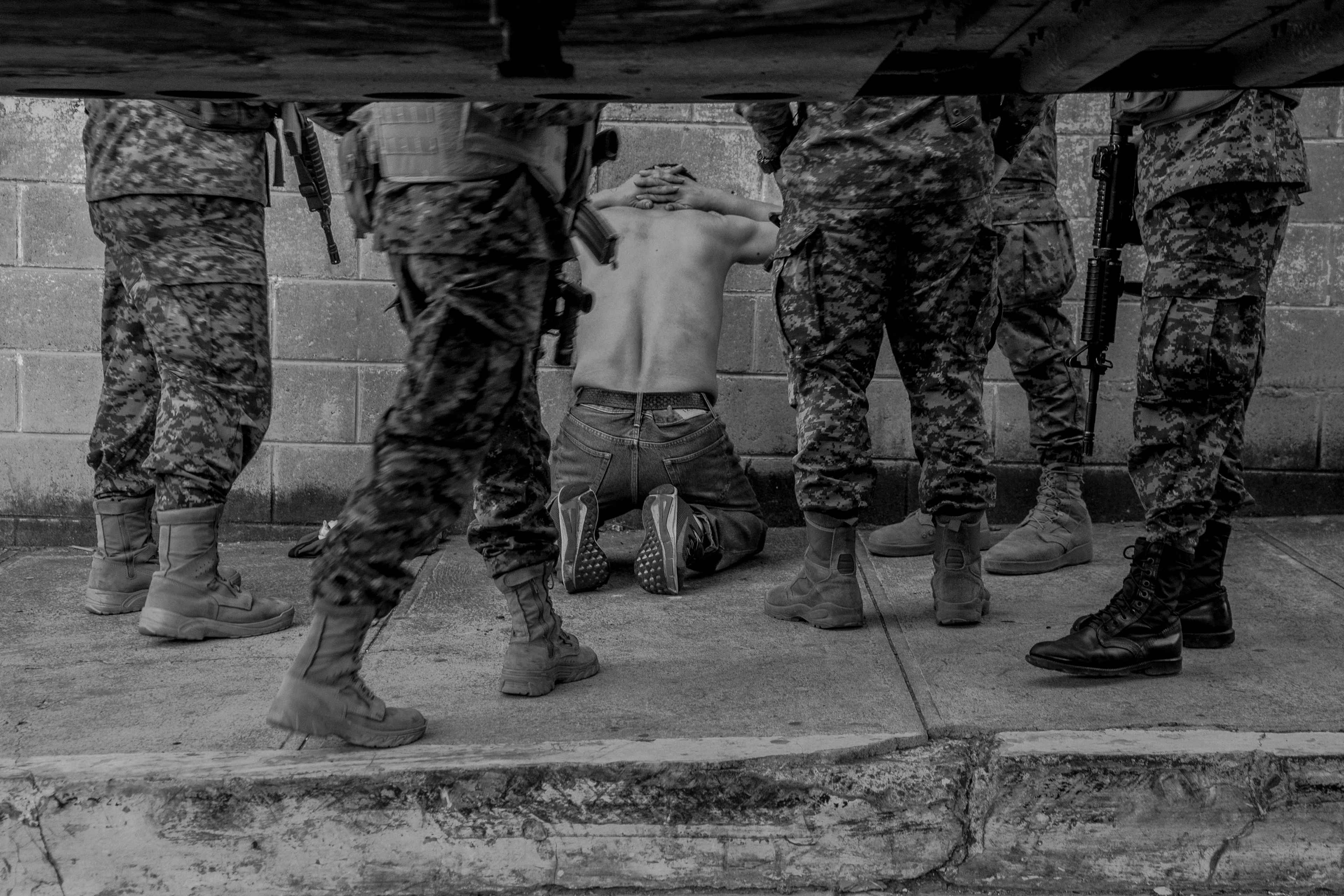 Saturday, Mar. 26, 2022, was the most violent day of the 21st century in El Salvador, according to existing records. The next day, the Legislative Assembly approved a state of exception suspending significant constitutional rights of its citizens. Since then, the police and the army have captured more than 80,000 people. According to estimates by human rights organizations, at least 30,000 of the people are innocent. Since that date, there have been at least 300 deaths recorded in the country’s prisons.